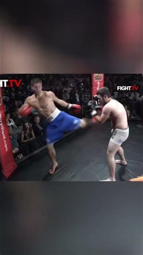 🥊⚡ Intense Cage Fight: Brutal Action Unfolds! ⚡🥊