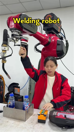 Advanced Welding Robot Technology in Industry