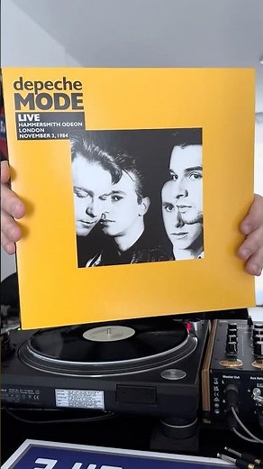 Depeche Mode – Live (Hammersmith Odeon London November 3, 1984)