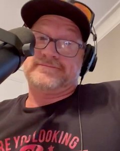59K views · 1.4K reactions | Ever heard the one about the frog and the bank?! A new episode of my podcast is out now! Listen to it on https://timhawkins.net/pages/podcast  | Tim Hawkins | Facebook
