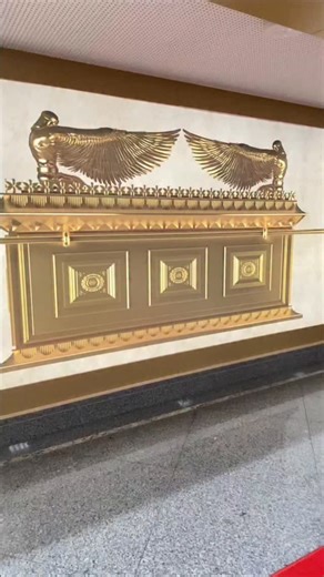 66 reactions | "Verdadeiramente, Ele já levou sobre Si as nossas enfermidades e dores. Se você ainda não aceita carregar aquilo que o Senhor Jesus já levou, venha hoje à Corrente da Cura e tome posse daquilo que já foi garantido por Ele. Horários: 7h – 10h – 12h – 15h – 19h. | Universal Rondônia | Facebook