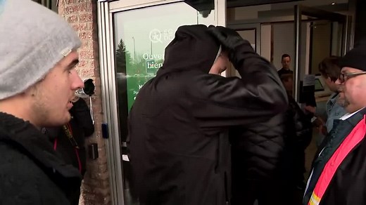 Ouverture des portes de la SQDC à Québec: images