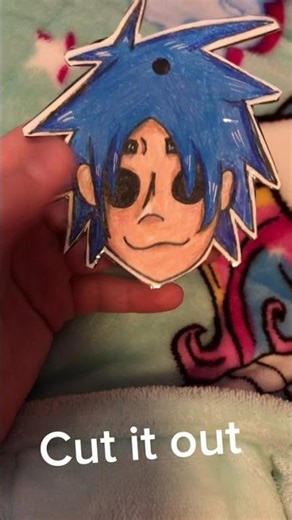 How to make a paper keychain| I’M FINALLY BACK GUYS!!! Look in description!