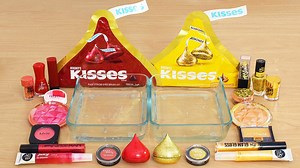 Red vs Gold - Mixing Makeup and Eyeshadow into Slime ASMR #asmr | Lena Slime and Makeup ASMR