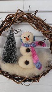 We ❤ felted ornaments. The creativity and talent our Felting BFF's have shown us with their needle felted and wet felted ornaments is amazing. We would be proud to hang any of them on our tree. 🎄 Ornaments are a fun and quick way to continue felting through the holidays. There's still time to add a few more to your tree and they are also great to give as a gift! Visit our holiday shop for kits and supplies! https://feltingsupplies.livingfelt.com/holiday-shop-early We hope you are enjoying the h