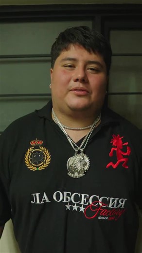 @laobsesionfactory está hackeando el reggaetón mexicano con Chugg, un sonido propio, creado por el colectivo que pega directo a las vísceras. Su álbum rescata la esencia de la calle y sus tres fechas de enero confirmaron algo: arte urbano, ambientes underground y una propuesta que no pide permiso. | Spotify