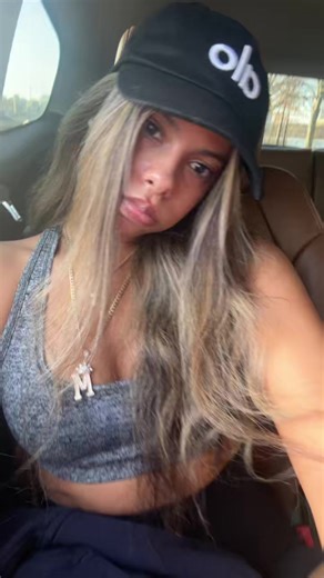 Juliana (@itslowkeyjuliana)’s videos with hey hope ur doing well - madisonndolan