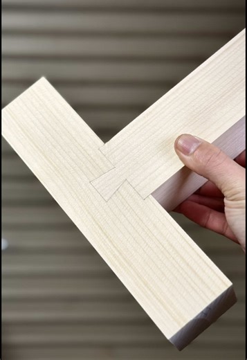 Create a Japanese-Style Dovetail Half-Lap Joint