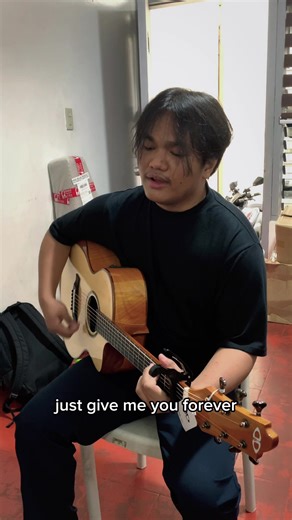 Chill love song cool weather D&D Del Mar Acoustic Guitar = PERFECT FEBRUARY FEELS ❤️💕😍 Thank you sir Latrell 🫶🏻 #guitar #acoustic #fyp #foryou