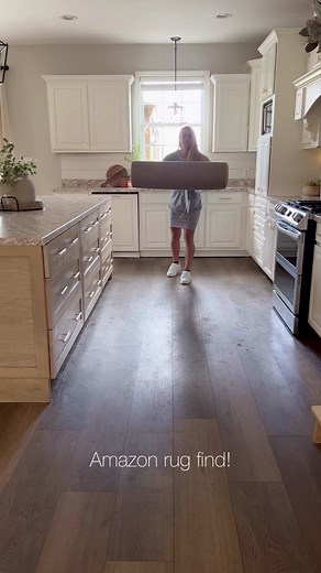 49K views · 673 reactions | Kitchen Rug find from Amazon!殺Comment RUG and I’ll send you a link This is one of the Loloi rugs! They are some of my favorite rugs!❤️ #loloirugs #runnerrug #kitchenrug #kitchenrunner #kitchendecor #amazonhome #amazonfinds #amazonfavorites #kitchendecoration | Our Winton home | Facebook