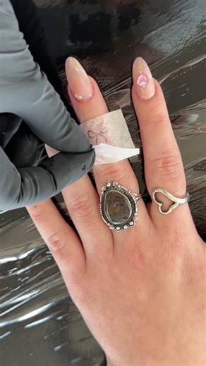 Tiny Finger Tattoo Done with Single Needle Technique