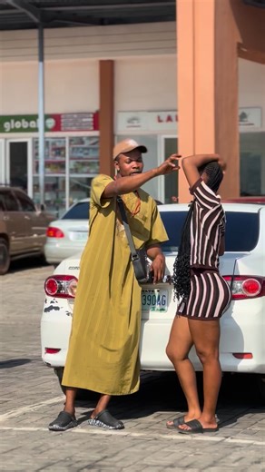 Chinese accent pranks 😆 | Milano_smith