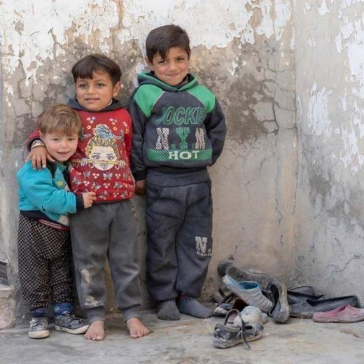 URGENT: Hundreds of thousands of civilians are at risk in Syria. We are providing lifesaving aid, but we need your help. Help us provide health care, medicine and trauma support now! | International Rescue Committee