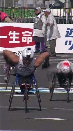 26.2 miles and it all came down to a sprint finish! #Tokyo #Marathon