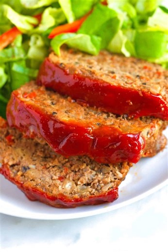 Best Meatloaf! Recipe: https://www.inspiredtaste.net/63553/meatloaf/ | Inspired Taste