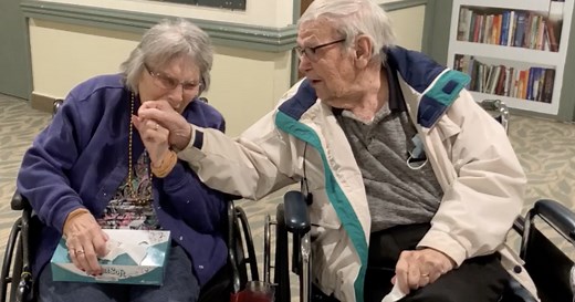 Midwest hospitals see record COVID-19 patients