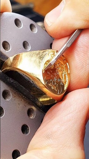 Creating a Custom Signet Ring...