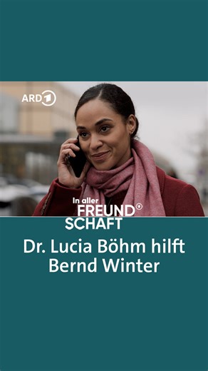 Manchmal kann ein Telefonat alles verändern. Eines der vielen Highlights der Weihnachtsfolge 2025 war ganz klar die Kontaktaufnahme von Bernd Winter mit seinem Sohn, initiiert durch Dr. Lucia Böhm. Sie selbst hätte sich eine solche Nachricht von ihrem Vater gewünscht … Umso schöner, dass sie sich danach entschieden hat, Weihnachten mit ihrer Mutter zu verbringen! 🥰 Wir freuen uns auf das neue Jahr mit euch. Bis dahin senden wir ganz liebe Grüße aus der Sachsenklinik!💕 | In aller Freundschaft