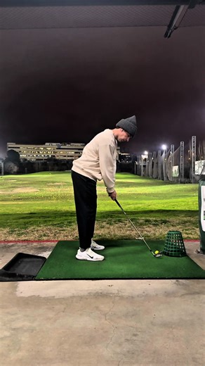 Working on low point control Trying to move my low point forward and stop catching it thin. When I get the weight forward and the handle slightly ahead, the strike feels completely different. Still inconsistent… but the good ones are starting to show up more often #golftok #drivingrange #beginnergolfer #golfpractice #golfswing
