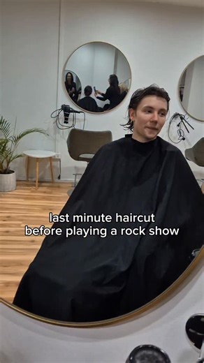 Angus Ross on Instagram: "I'm playing with @cobrastarship TONIGHT so I got a much needed late night trim from the always awesome @hairbyprofessionals (shoutout Lilli) #rock #haircut #rockmusic #70s #70sfashion #1970s"