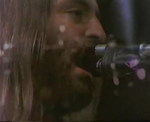 Footage from the 1971 surrealist musical film 200 Motels, written and directed by Frank Zappa and Tony Palmer, with music by Zappa. US-UK co-production, it featured The Mothers of Invention, Theodore Bikel, Keith Moon, and Ringo Starr. The late Mark Volman (April 19, 1947 – September 5, 2025) joined The Mothers of Invention as a vocalist alongside Howard Kaylan in the late 1970s and remained with the group until the 1971. ---- 01.Mystery Roach 02.Magic Fingers | Rock'n'Roll Relaxin