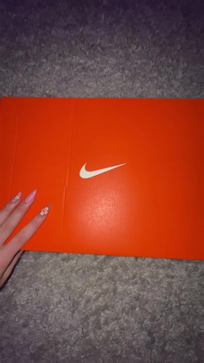 Uudet kengät!!#newshoes #volleball #fry