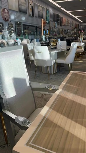 🍽️✨ Michael Amini Dining Table – Specially Designed by Jane Seymour ✨🍽️ Experience true designer luxury at Complete Home Furniture. This stunning Michael Amini dining table, exclusively designed by Jane Seymour, brings timeless elegance, artistic detail, and refined craftsmanship to your dining space 💎 ✔️ Designer Collection ✔️ Elegant, Artistic Detailing ✔️ Premium Craftsmanship ✔️ A True Statement Piece Witness this special masterpiece in person — only at Complete Home Furniture 🖤✨