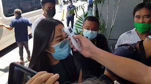 WATCH: OWWA Deputy Administrator Mocha Uson, dumating na sa National Bureau of Investigation o NBI para magsumite ng paliwanag kaugnay sa reklamo sa kaniya ukol sa umano'y fake news. | via Isa Avendaño-Umali, Super Radyo DZBB 594khz Basahin: https://bit.ly/3cHw0TP | GMA News