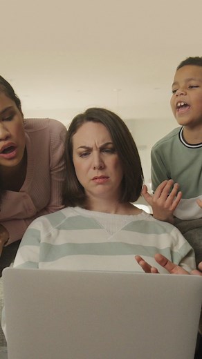 Inflexible subscription services cramping your wallet and routine? Hit pause on the expenses, not on the deliciousness. 💸✨ Simplify with our easy meal subscription—choose what, where, and when in just a click! Order now at hellofresh.ca | HelloFresh