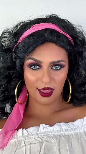 Maquillage inspiré par Esmeralda la princesse Disney