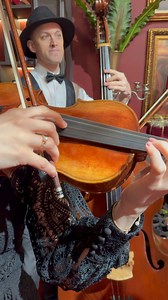 Two Guitars - Russian Gypsy Music 🎻 Цыганская мелодия - Цыганочка 🌹🌹🌹 Больше музыки в inst: https://www.instagram.com/moscowklezmerband?igsh=MWoweGZwb3p3Mm13NQ==&utm_source=qr Vintage music Винтажная музыка Vintage Musik Musique vintage Musica d’epoca musica antigua Folklore Zigeuner • Tsiganes • Gypsies • Zingari • gitanos • Çingeneler • Ciganura • Ромалэ• ţiganii • Romale 🎻 | Moscow Klezmer Band