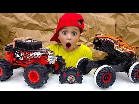 Vlad e Niki se divertem com os novos brinquedos Hot Wheels Monster Truck RC