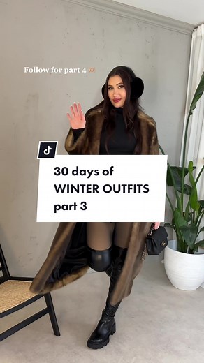 30 Winter Outfits for Cold Weather Layering | Fleece Tights & Faux Fur Fashion