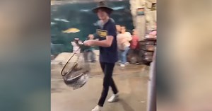 Man steals large fish from Bass Pro Shops in Florida, police say
