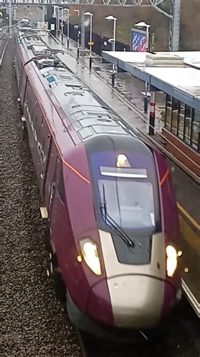 810012 passes through Bedford working 5Q64 St Pancras International to Old Dalby 6/3/26