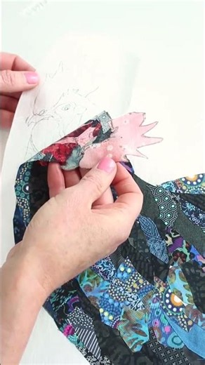 The Petit Rouge Collection is back! 🐓 #quilt #quilted #diy #art