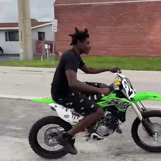2019 Kx100 “theveetest” Holeshot
