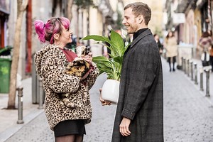 Stream It Or Skip It: ‘Love at First Kiss’ on Netflix, a Spanish Rom-Com About a Man Gifted with ‘Romantic Clairvoyance’