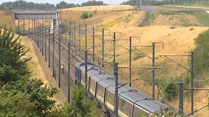 15K views · 44 reactions | Vročina je v primežu vročinskega vala. Kje je najhuje? | Svet | Facebook