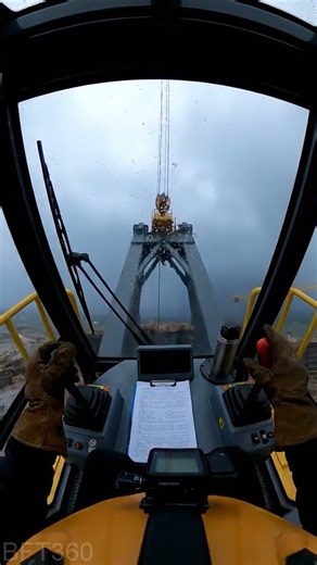 POV: 300m Above Ground | Extreme Height View 😳🏗️ #POV #GoPro #CraneOperator #TowerCrane #Extreme