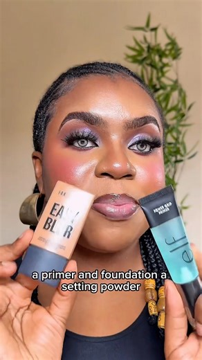 How to Build your makeup kit for beginners. #makeup #beginnersmakeupguide #beginnermakeupkit