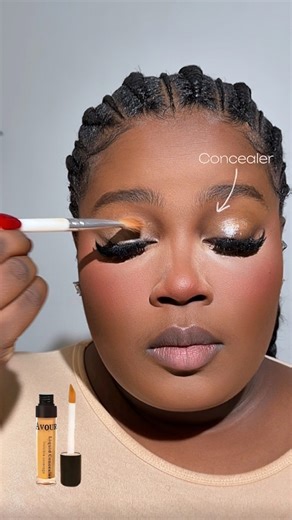 MIRIAMTUTORIALS | Beauty| Fashion| Lifestyle Content creator on Instagram: "As requested by some of you 😍✨ A very simple eyeshadow look. Please tag me if you try it, I would love to see your creations 🤍"