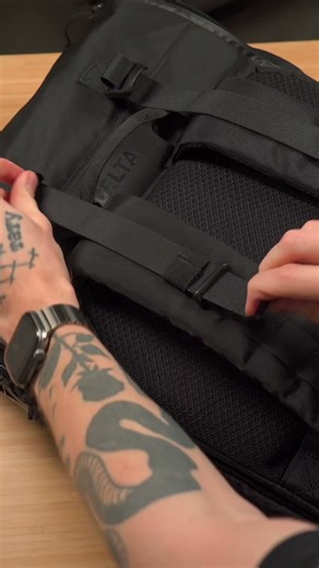Piorama Delta – a transformable backpack for everything