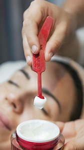 1.1K views | Adding a Vitamin C product to your daily #SkincareRoutine can give your complexion the brightening boost you've been looking for! The Vitamin C Power Set is packed with brightening ingredients that revitalize and illuminate the appearance of your skin✨. Available at vinevera.com  @juliethortega16 | Vine Vera | Facebook