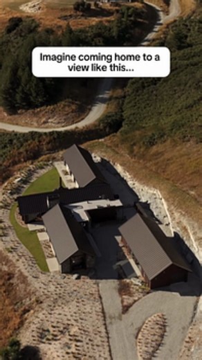 A truly spectacular location... ❄️💎 🛏️ 6 bedrooms 🛁 7 bathrooms 📍 Glenorchy, Queenstown Click the link in our bio to learn more about this property! | realestate.co.nz