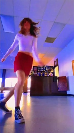 BEST SHUFFLE GIRL ELECTRO DANCE MUSIC VIDEO 2026 ON A VIRAL TIKTOK SONG❤️