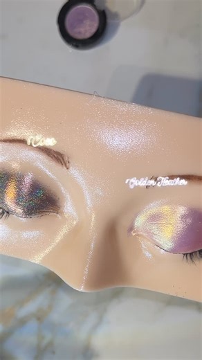 ⭐️✨I’m going to show two more pigments on Emma (yes I’ve named her 😆) if you want to know why Emma I might reveal in my next vid 😜✨👌🏼👌🏼😆 what 2 would you like to see on the eyes ? Let me know below 👇🏽 | House of Glitter