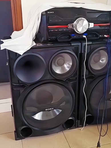 Sony Genezi SH2000 Bluetooth Audio System Review