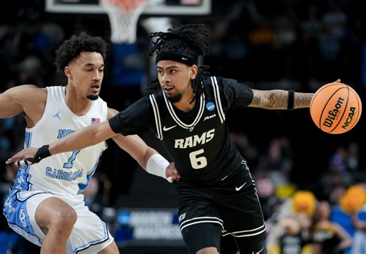 CBB Rumors: Tennessee Volunteers 'Gaining Momentum' for Small-School SG in Transfer Portal