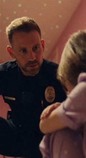 A five-year-old called 911 about whispers under her bed... But what police found beneath the floorboards launched a multi-state manhunt. Full story in the comments. | The Keyhole View